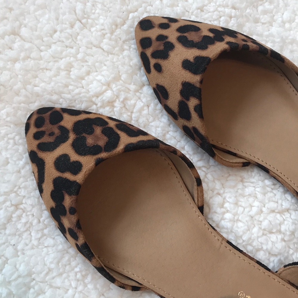 Leopard Print Ankle Strap Flats! - Picture 2 of 3